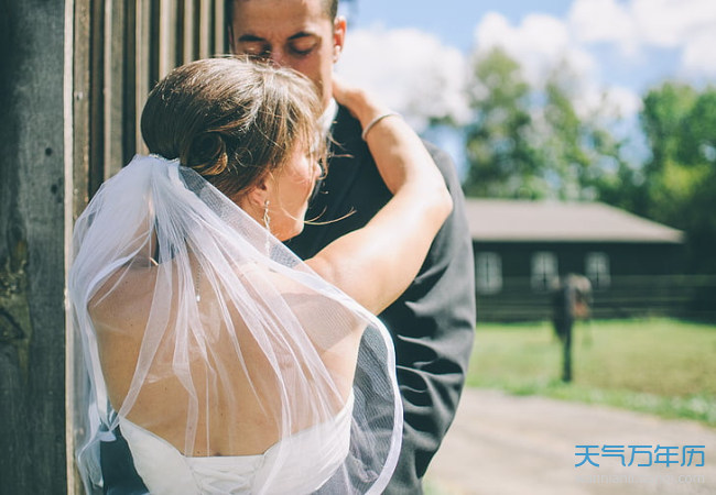 梦到结婚是什么征兆 女性，女性梦见结婚的深层征兆，心理学视角下的预兆与启示